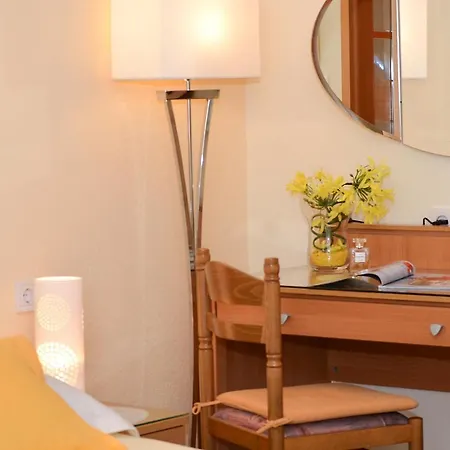Fontana Olive Apartment